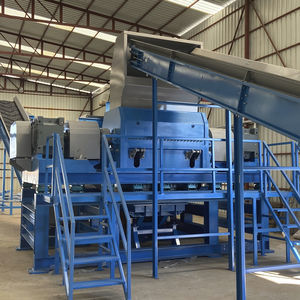 blade grinding mill