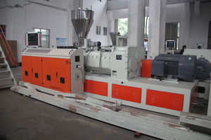 panel extruder