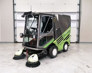 ride-on sweeper 1