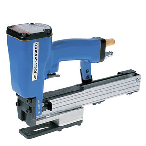 pneumatic stapler
