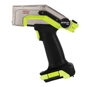 XRF analyzer