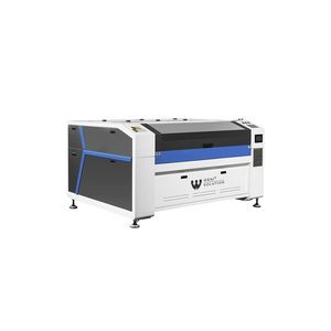 CO2 laser cutting machine
