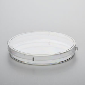 Petri dish