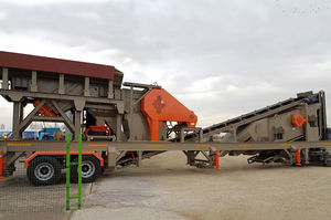 mobile crushing and screening plant