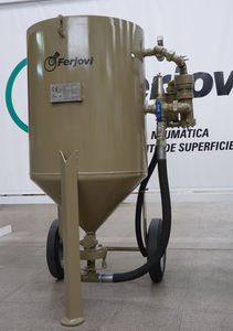 manual sandblasting machine