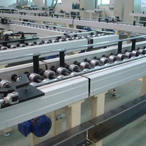 roller conveyor