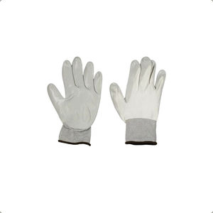 handling glove