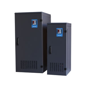 three-phase voltage regulator