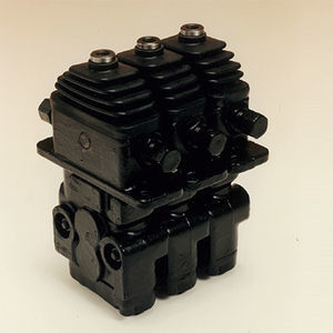 pilot-operated valve 1