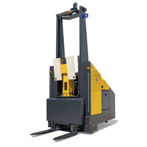 battery-powered forklift