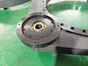 double slewing drive