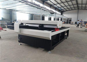 CO2 laser engraving machine