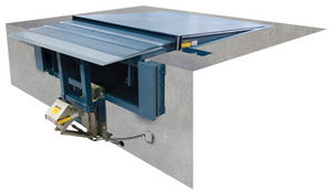 hydraulic dock leveler / telescopic