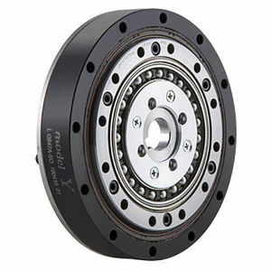 strain wave gear reducer