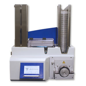Petri dish filling system