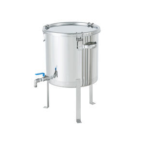 liquids tank 1