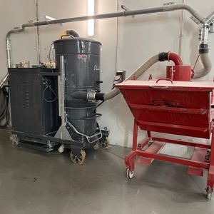 industrial vacuum cleaner 1