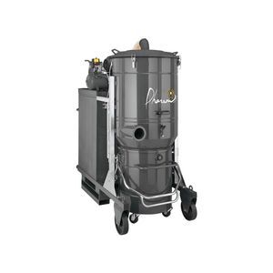 industrial vacuum cleaner