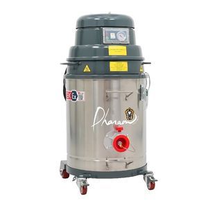industrial vacuum cleaner 1