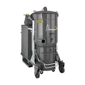 industrial vacuum cleaner 1