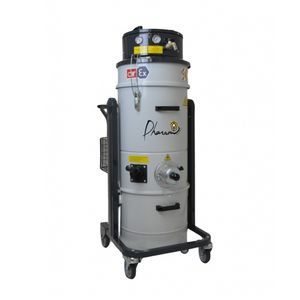 industrial vacuum cleaner 1