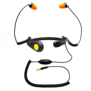 noise-cancelling headset