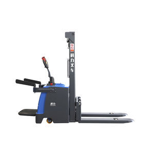 battery-powered stacker truck 1