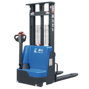 battery-powered stacker truck 1