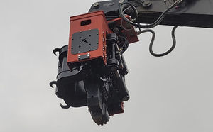 vibratory pile driver