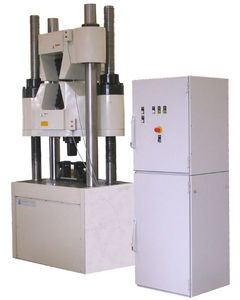 universal testing machine