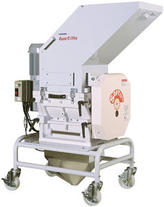 blade mill / horizontal / for plastics / for recycling