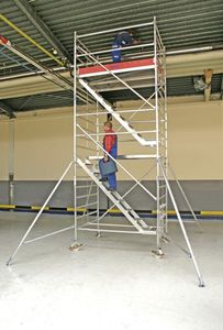 mobile scaffolding tower