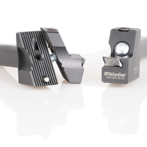 角度可调的刀架