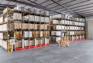 picking shelving