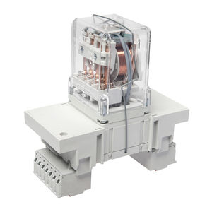 机电式继电器插座