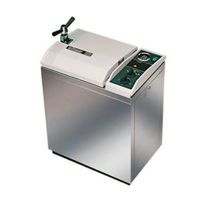 laboratory autoclave 1