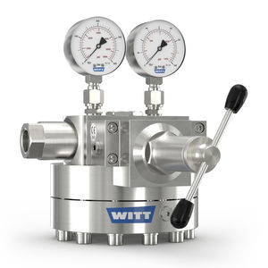 CO2 pressure regulator