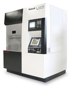 Nd:YAG laser cutting machine