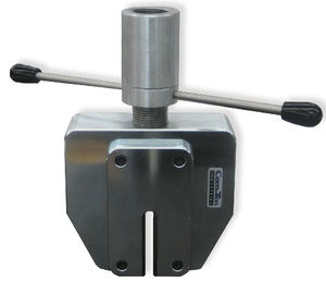 traction testing wedge grip