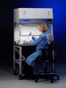 PCR cabinet