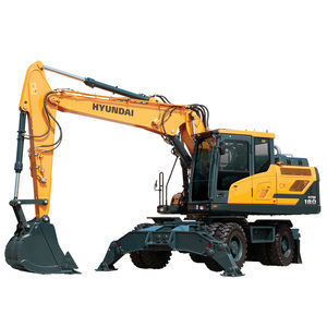 中型挖掘机
