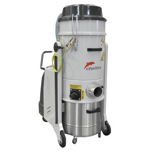 industrial vacuum cleaner