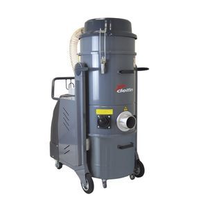 industrial vacuum cleaner 1