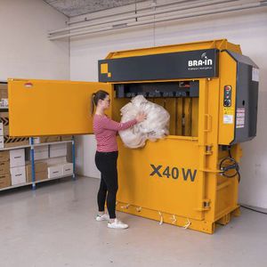 vertical baling press