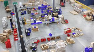 sorting and distribution system for the automotive industry