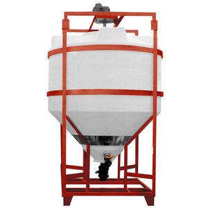 liquid tank