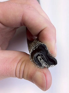 spring-loaded gasket