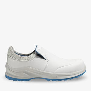 safety shoes for the chemical industry
