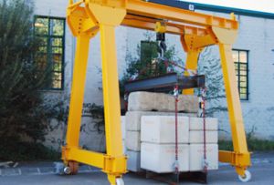 power-operated gantry crane