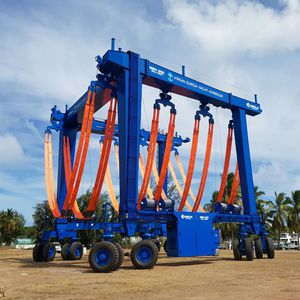 heavy load travel lift